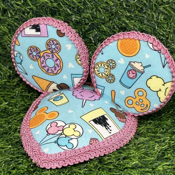 Disney Park Food / Snacks Print HANDMADE Mouse Ear Hat/ Fascinator Hat - Picture 1 of 4